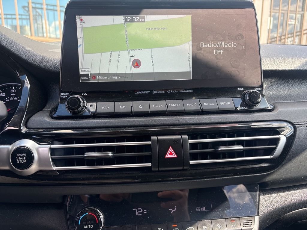 2022 Kia Seltos SX photo 4