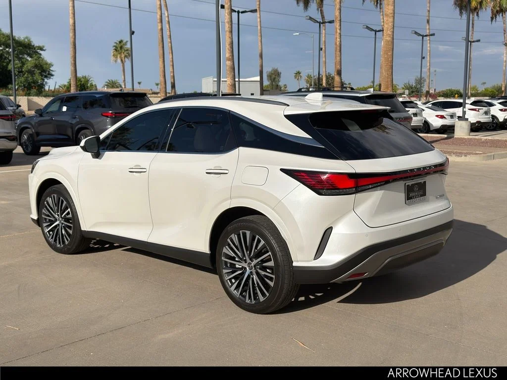 Certified Used 2024 White Lexus 350 Premium Plus image 4