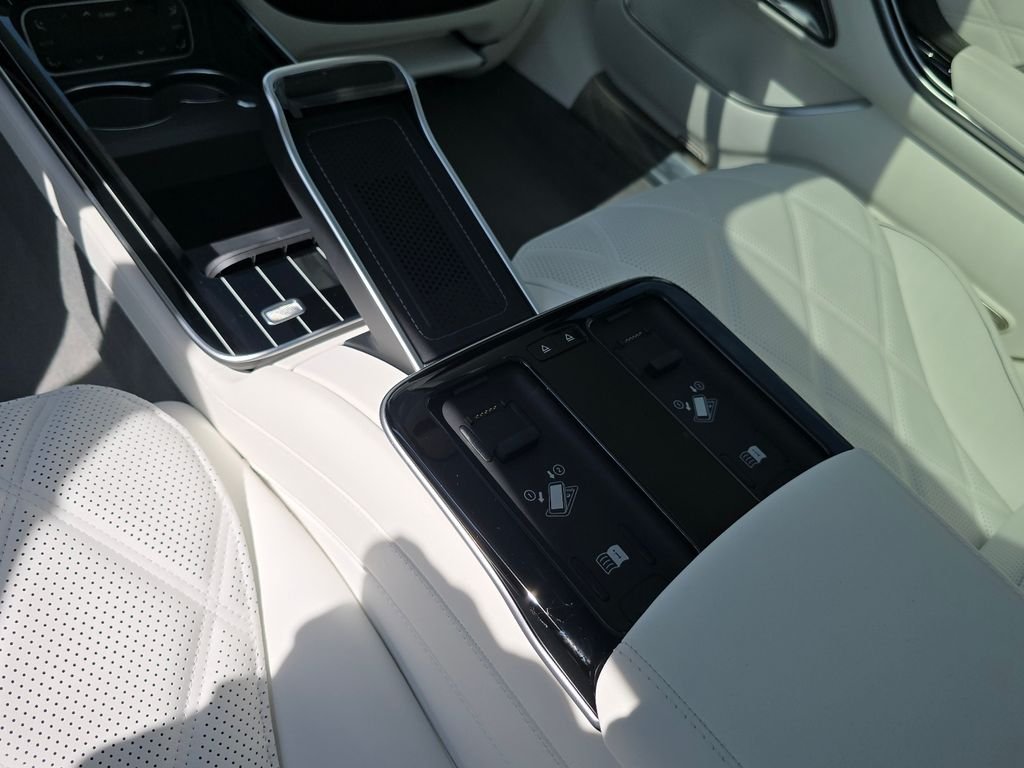 New 2027 Sonoran Brown Metallic Mercedes-Benz S 580 image 26