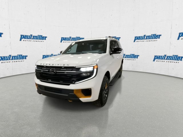 New 2026 Star White Metallic Tri-Coat Ford Tremor® image 4