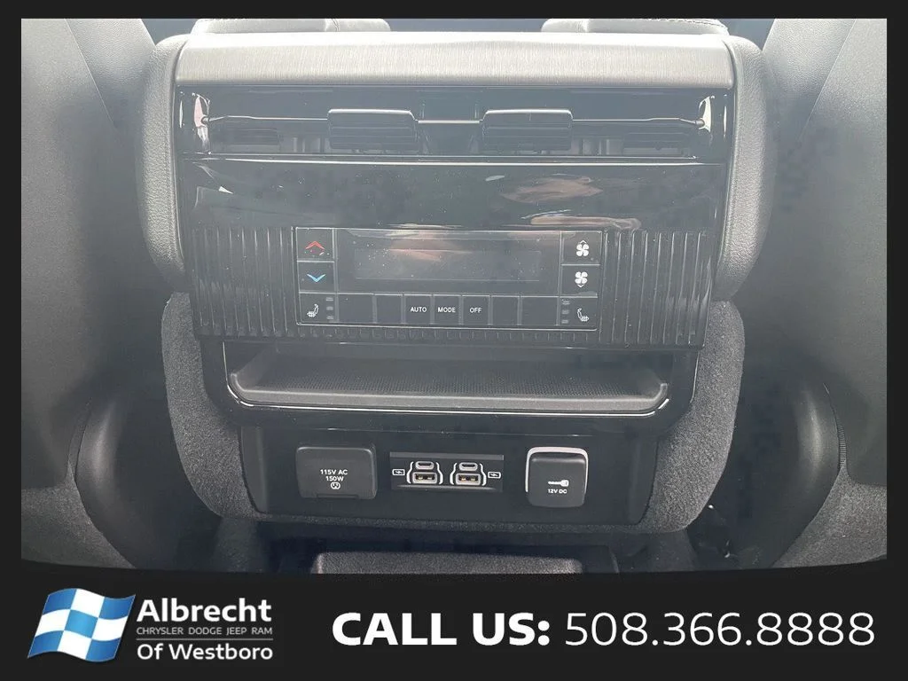 New 2026 Steel Blue Exterior Paint Jeep Limited Reserve image 20