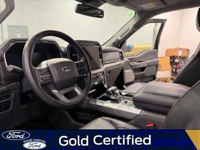 Certified Used 2023 Blue Metallic Ford Lariat image 9