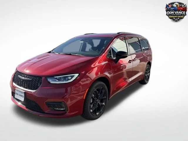 2026 Chrysler Pacifica Select AWD's photo