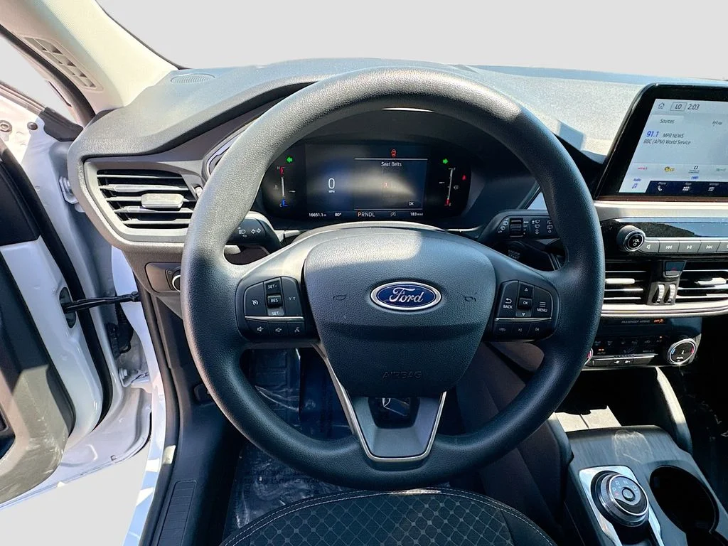 Used 2025 Oxford White Ford Active image 10