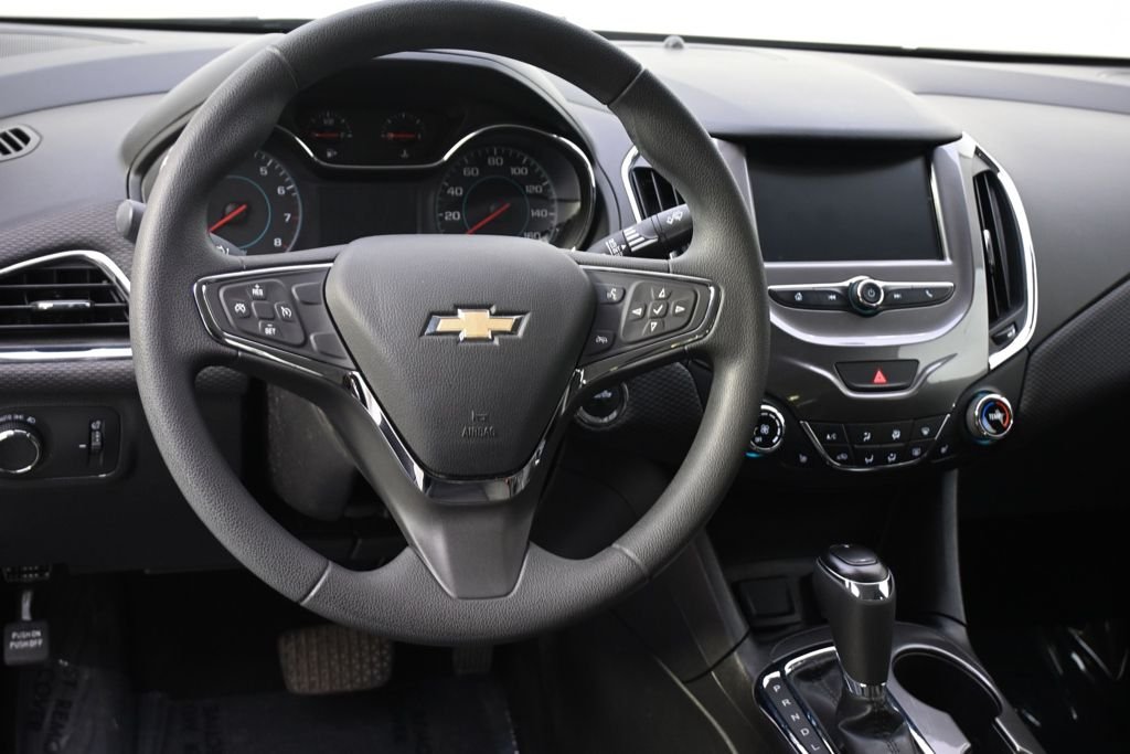 Used 2017 Silver Ice Metallic Chevrolet LT image 12