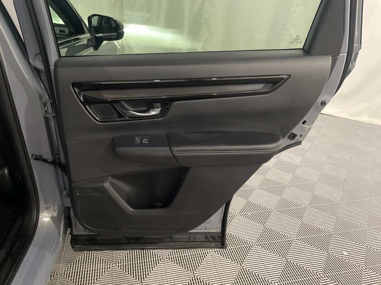 Used 2026 Canyon River Blue Metallic Honda EX-L image 28