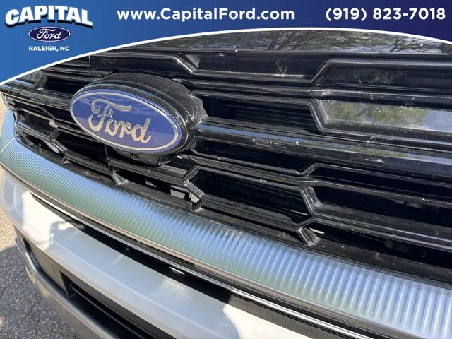Used 2025 White Ford Platinum image 10