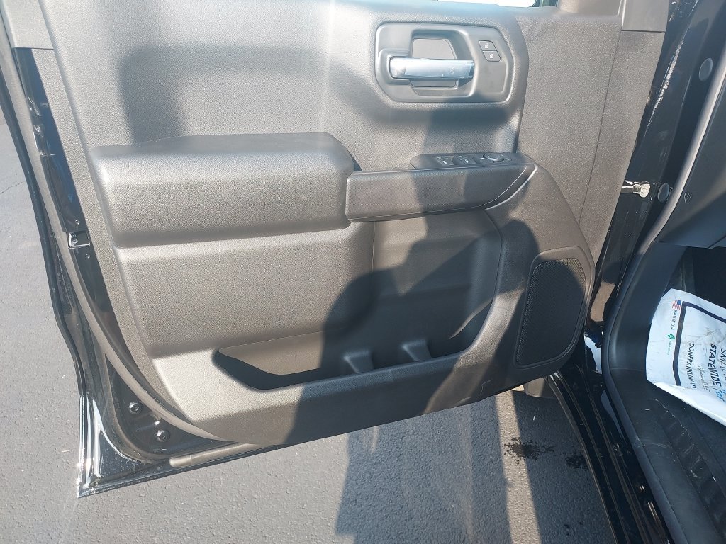 New 2026 Onyx Black GMC Pro image 12