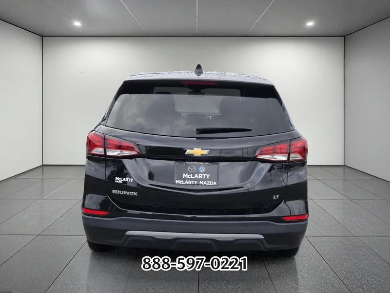 Used 2022 Black Metallic CHEVROLET LT image 4