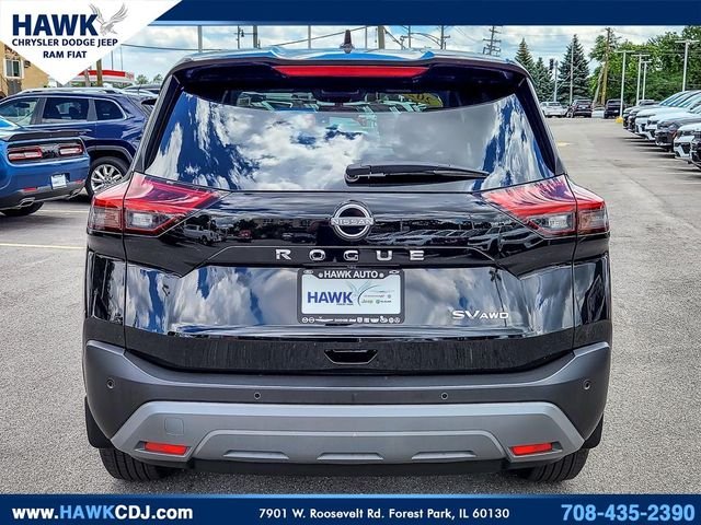 Used 2023 Black Nissan SV image 5
