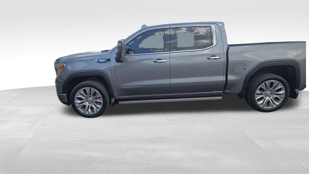 Used 2020 Gray GMC Denali image 5
