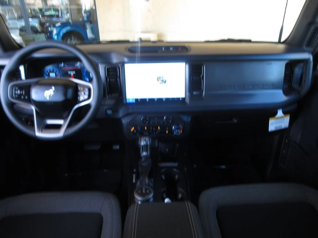 2025 Ford Bronco 4-Door Base - Photo 21