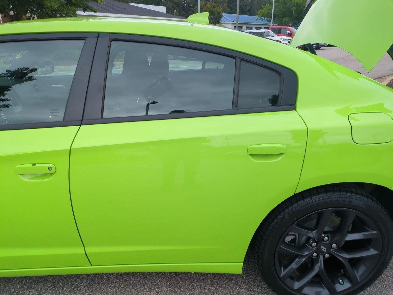 Used 2023 Sublime Metallic Clearcoat Dodge SXT image 30