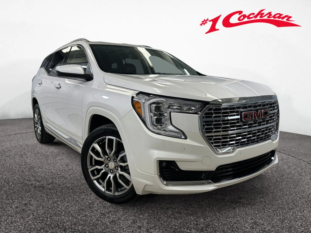 2024 GMC Terrain Denali AWD's photo