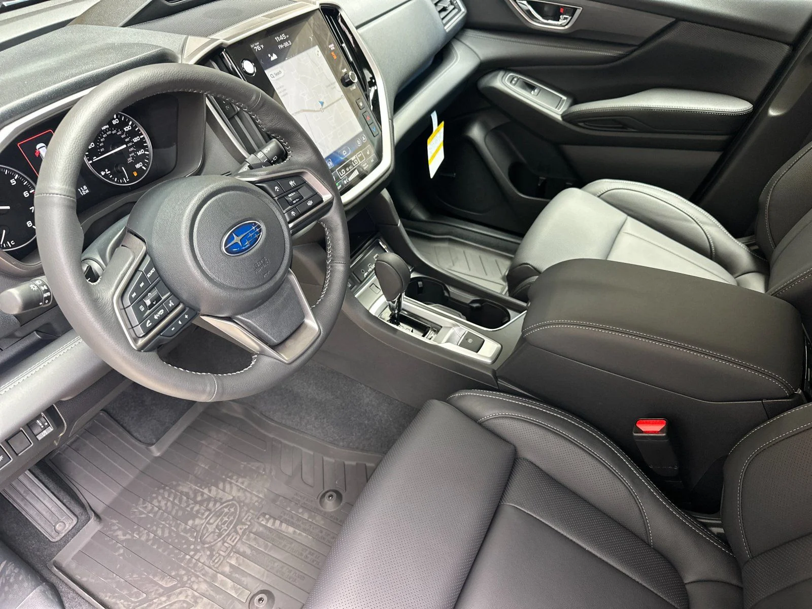 New 2026 CRYSTAL WHITE PEARL Subaru Limited 7-Passenger image 10