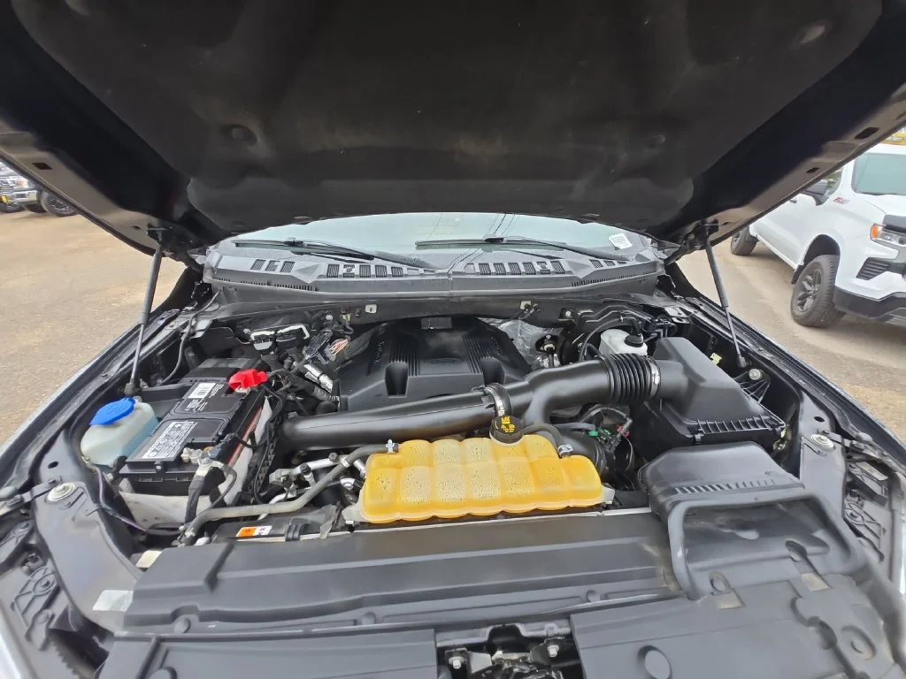 Used 2018 Black Ford Lariat image 30