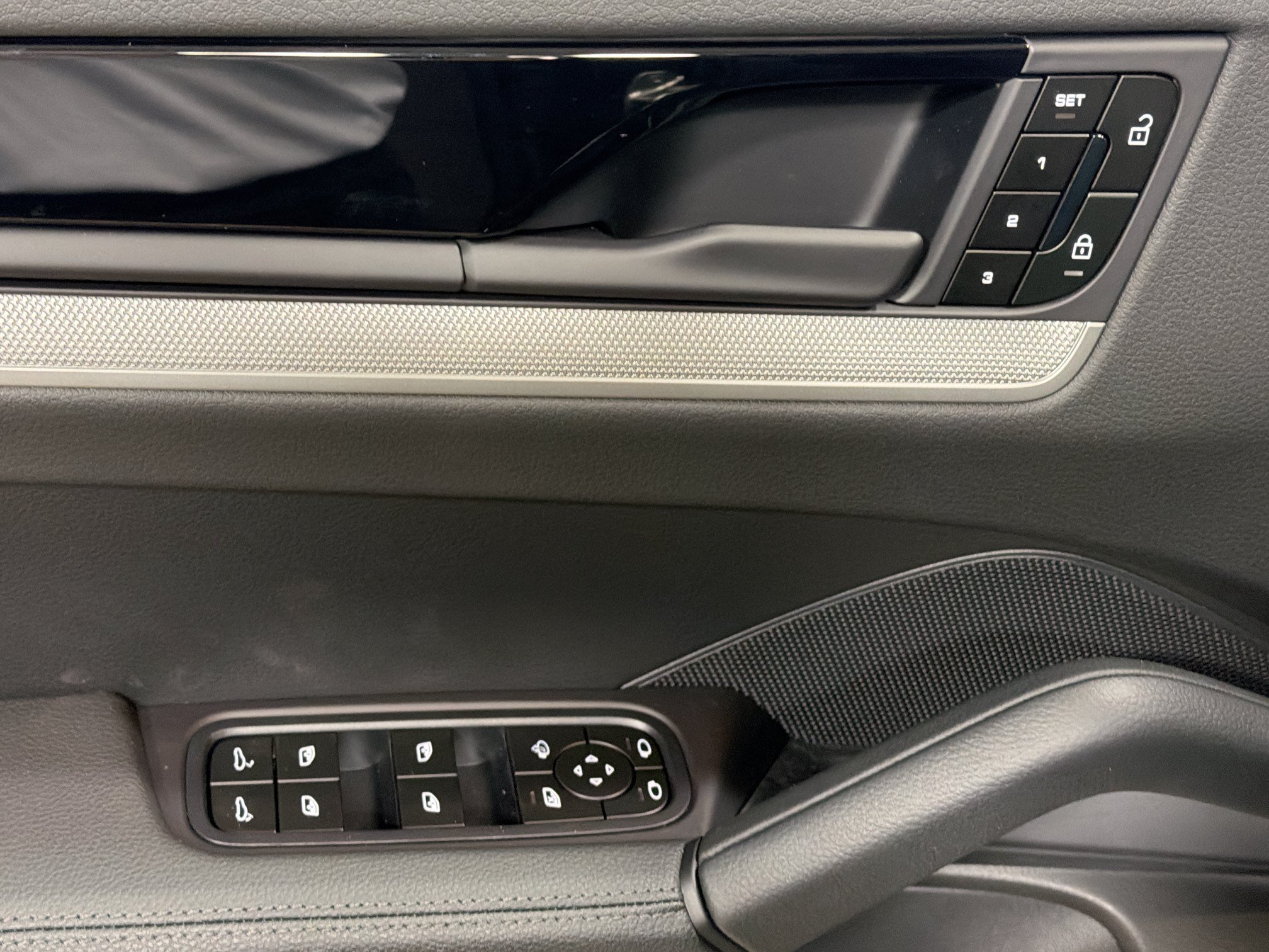 New 2026 Chromite Black Metallic Porsche  image 22