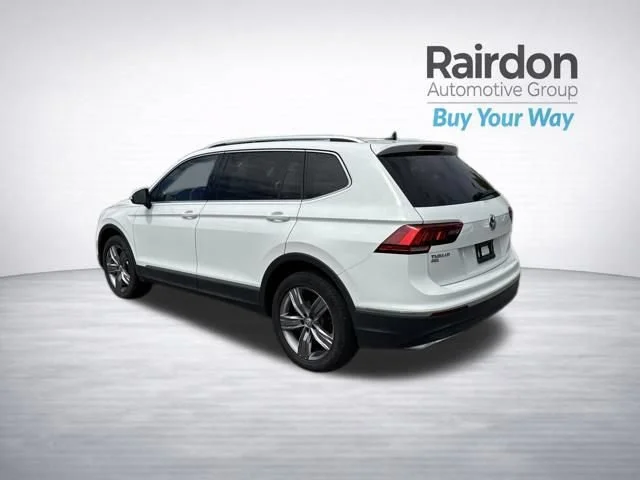Used 2021 Pure White Volkswagen SE image 5
