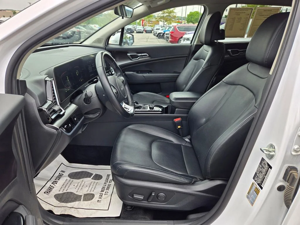 Used 2024 White Kia EX image 15