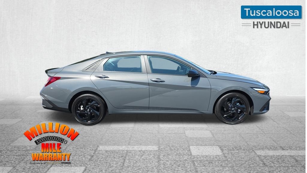 New 2026 Gray Hyundai SEL Sport Plus image 9