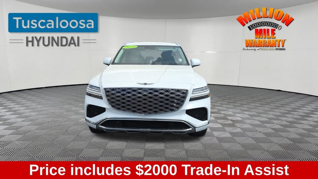 Used 2025 White Genesis 2.5T image 2