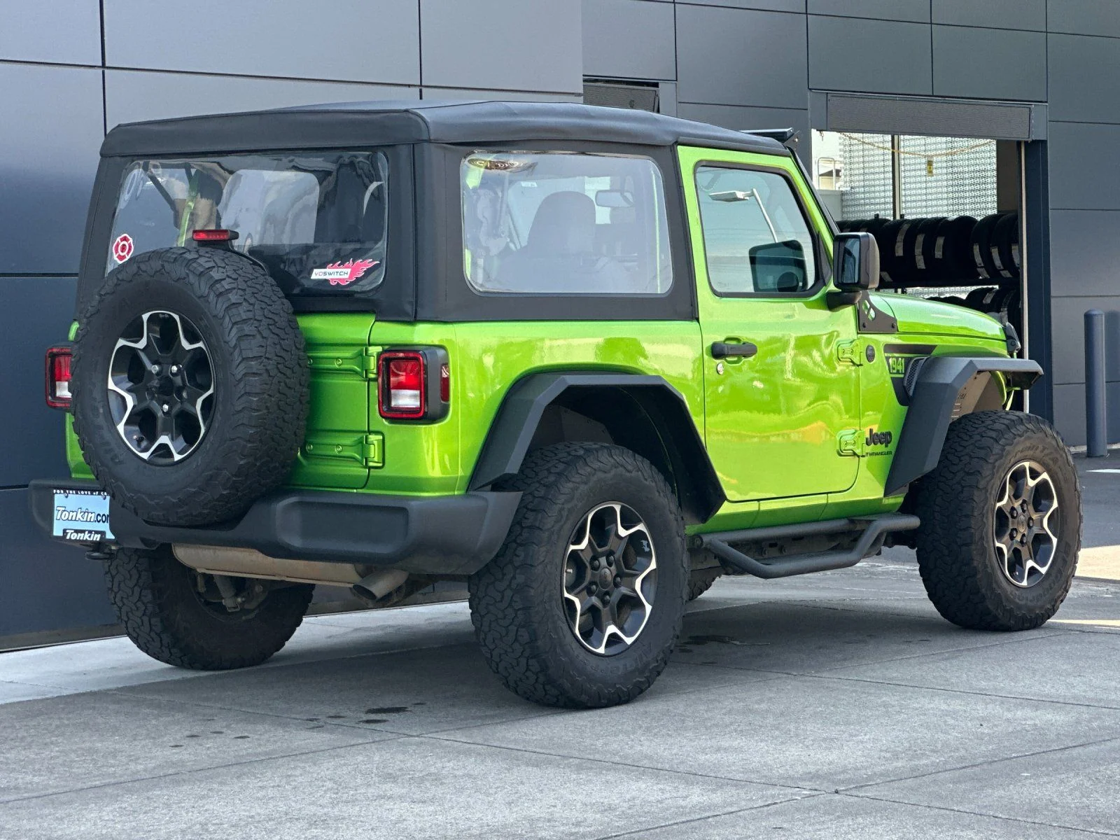 Used 2025 Mojito Clearcoat Jeep Sport image 3