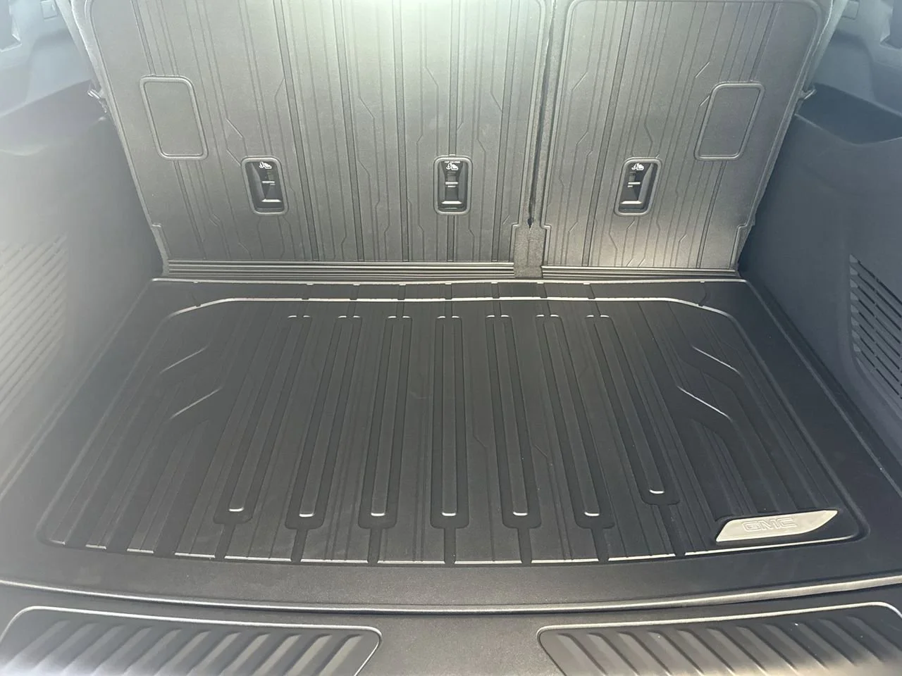 2026 GMC Yukon XL Elevation - Photo 25