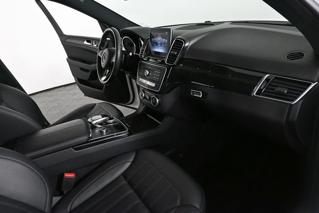 Used 2018  Mercedes-Benz GLE 350 image 24