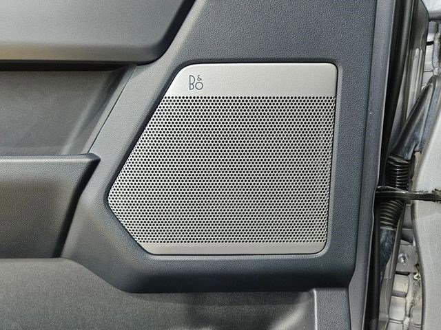 Used 2022 Iconic Silver Metallic Ford Lariat image 12