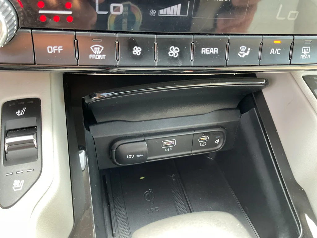 Used 2024 Ebony Black Kia SX image 34