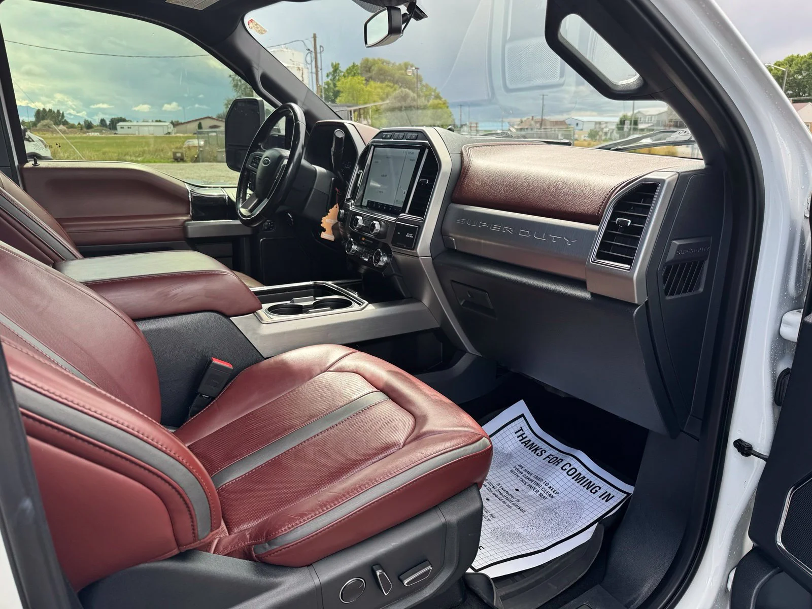 Used 2022 White Ford Platinum image 39