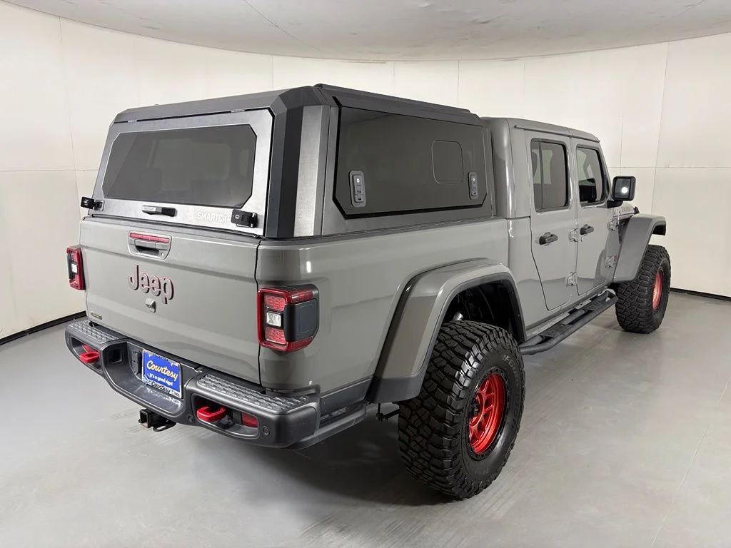 Used 2021 Gray Jeep Rubicon image 8