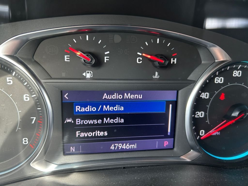Used 2023 White Chevrolet LT image 10
