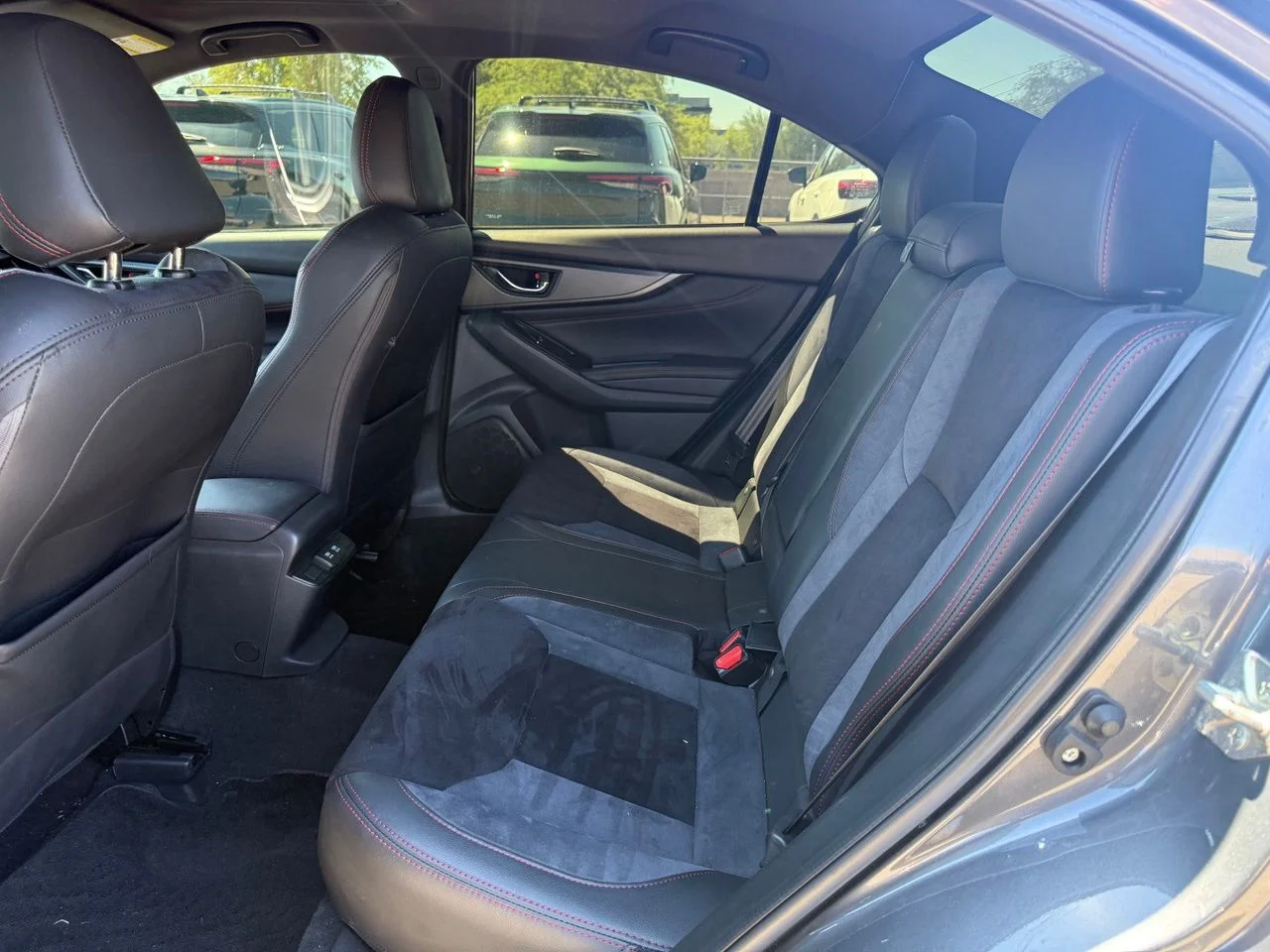 Used 2022 Magnetite Gray Subaru Limited image 10