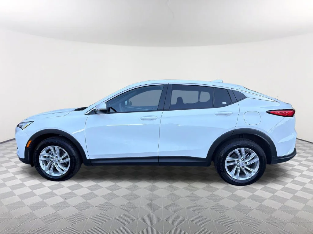 Used 2025 White Buick Preferred image 8