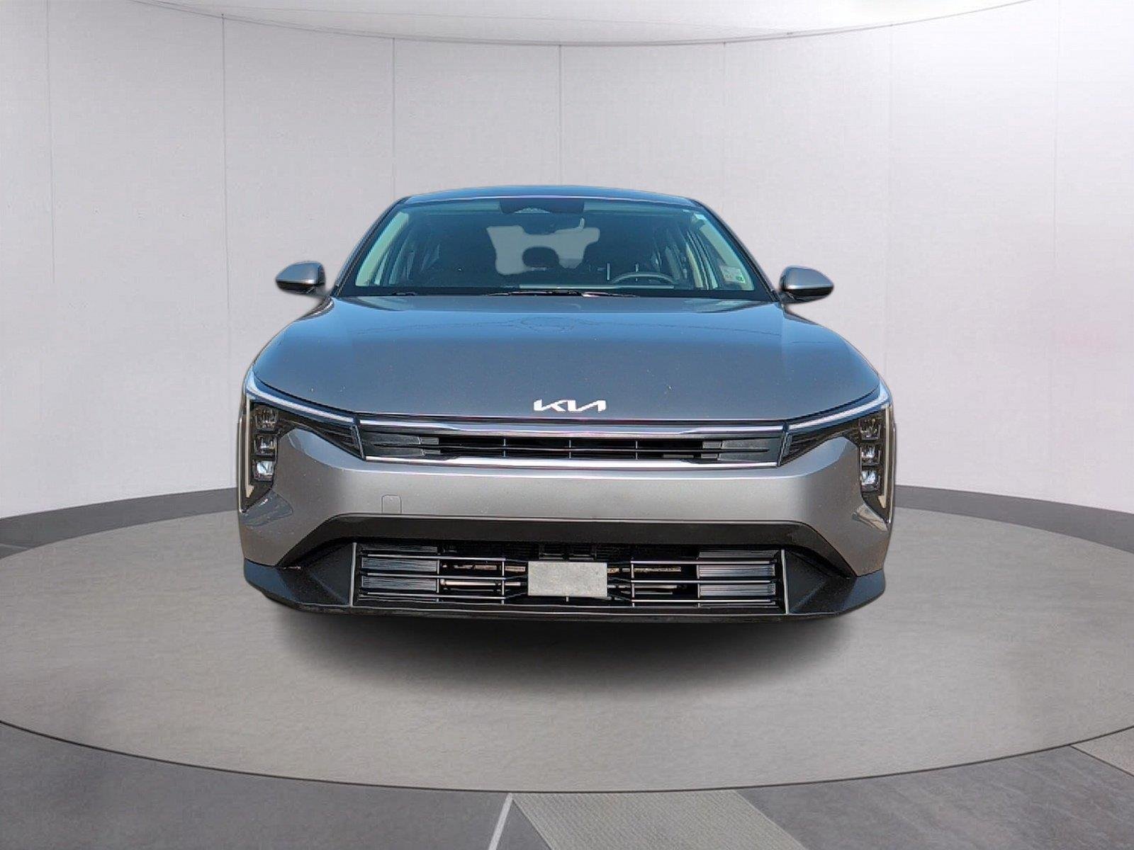 Used 2025 Steel Gray Kia LXS image 4