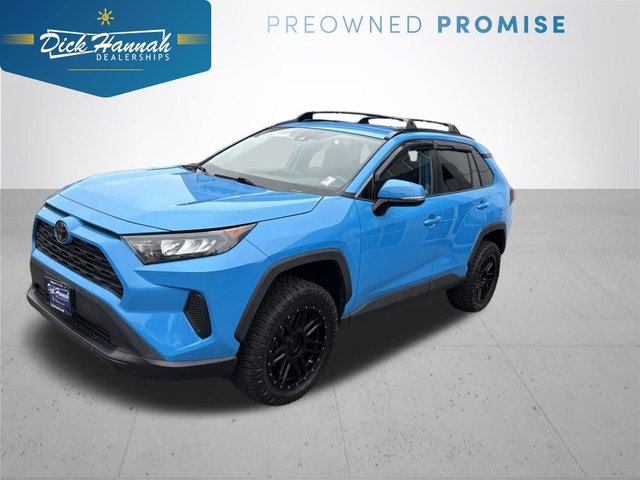 2020 Toyota RAV4 LE