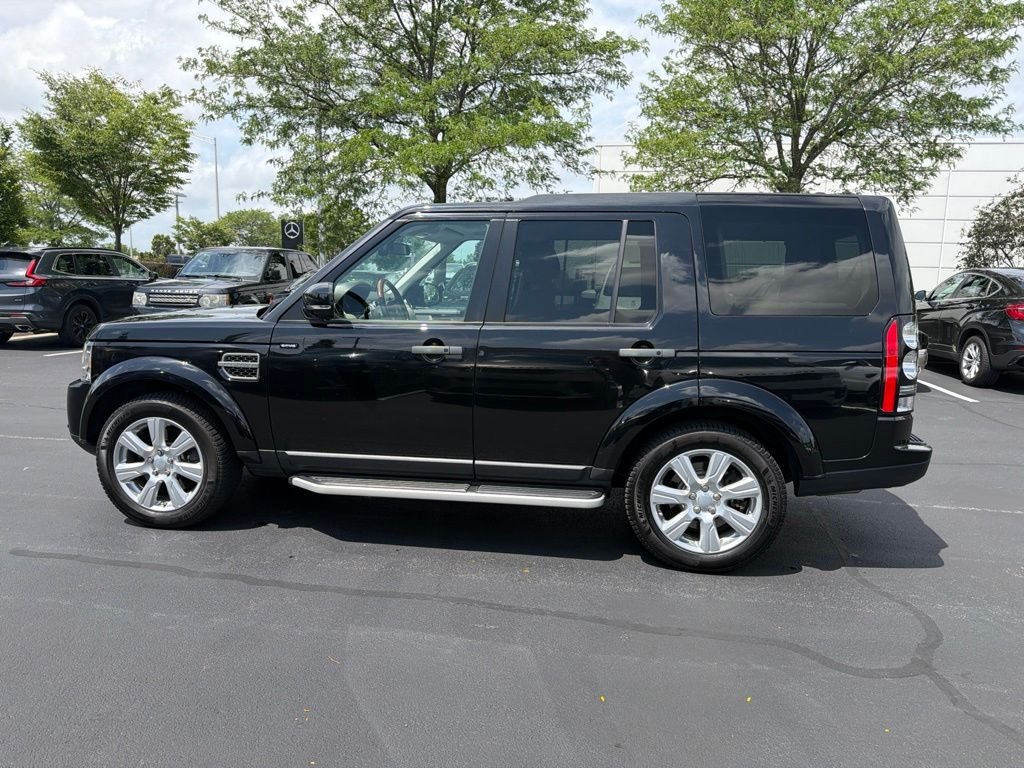 Used 2016 Santorini Black Metallic Land Rover HSE image 2