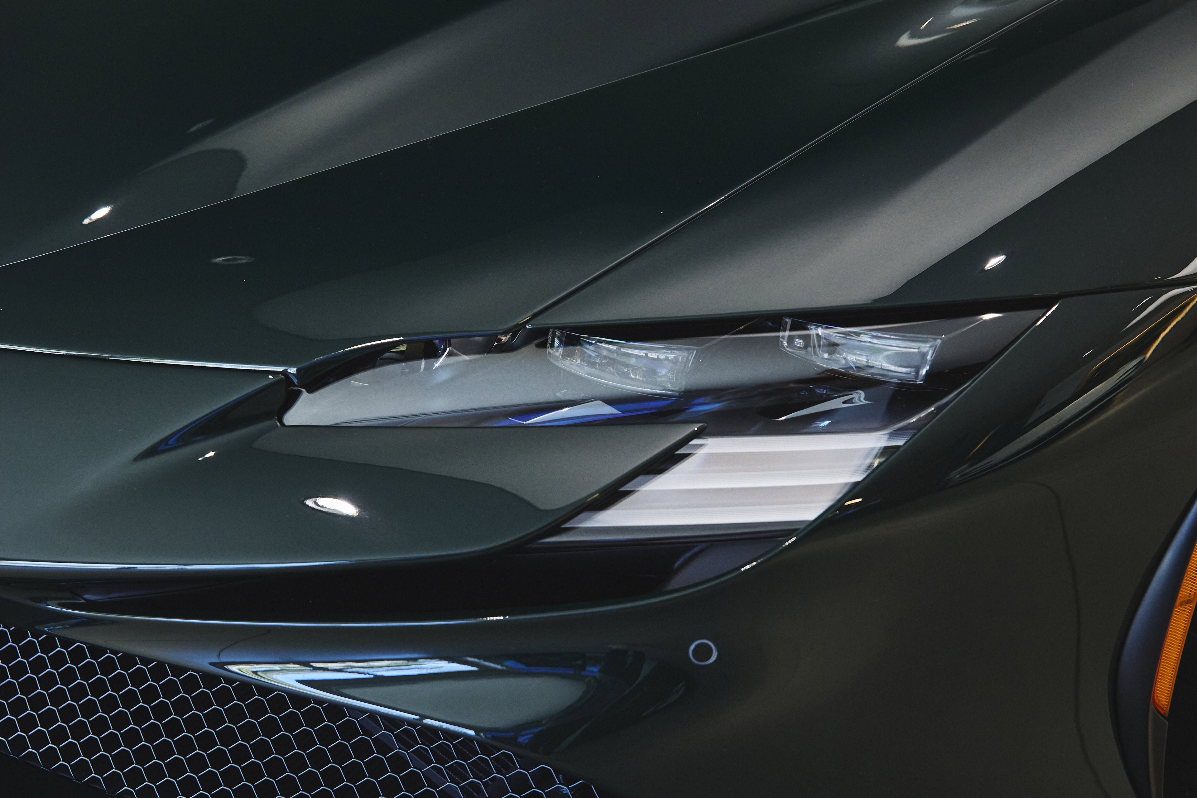 2024 Ferrari SF90 Base - Photo 18