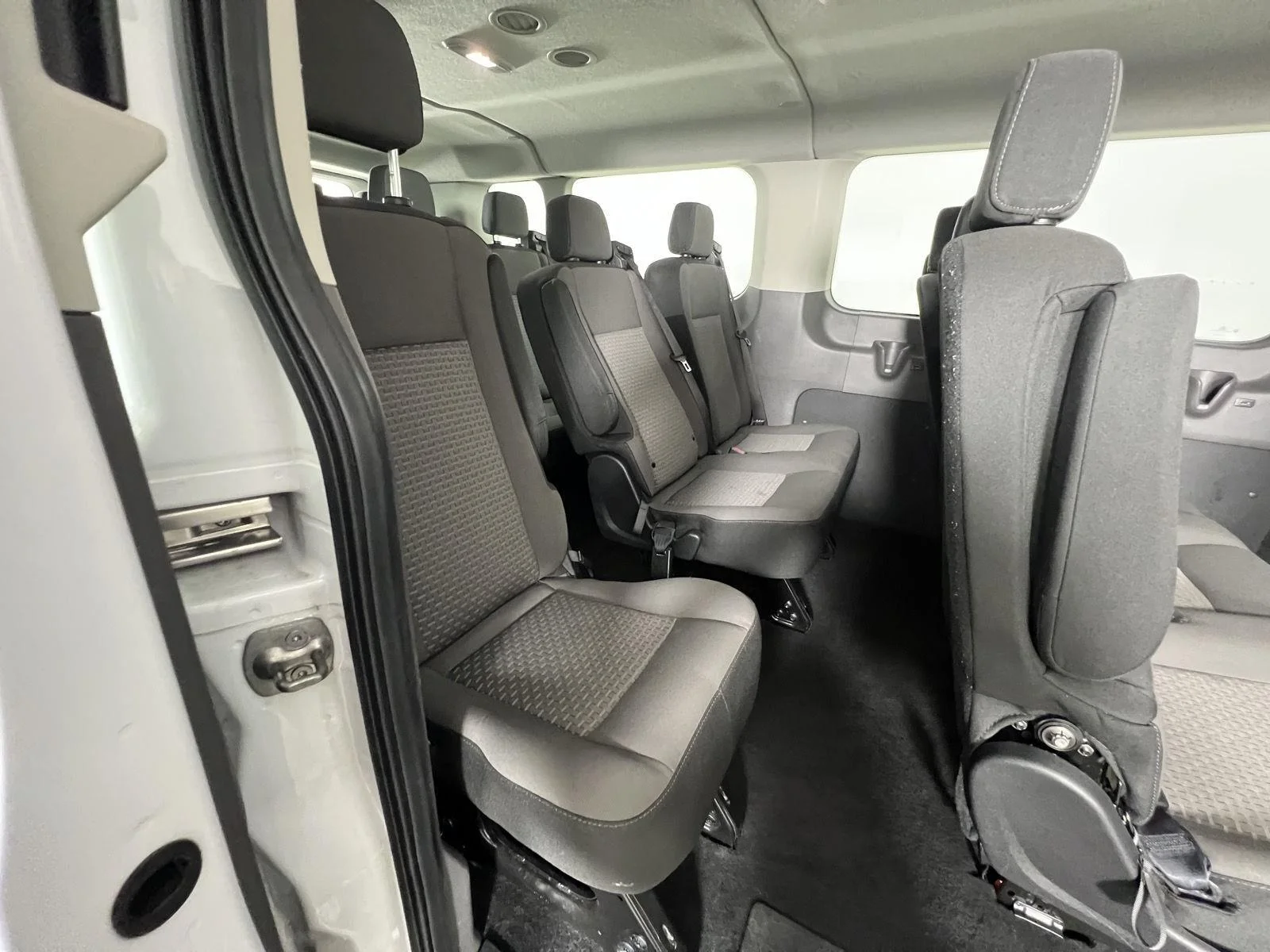 Used 2026 Oxford White Ford 350 XLT image 21