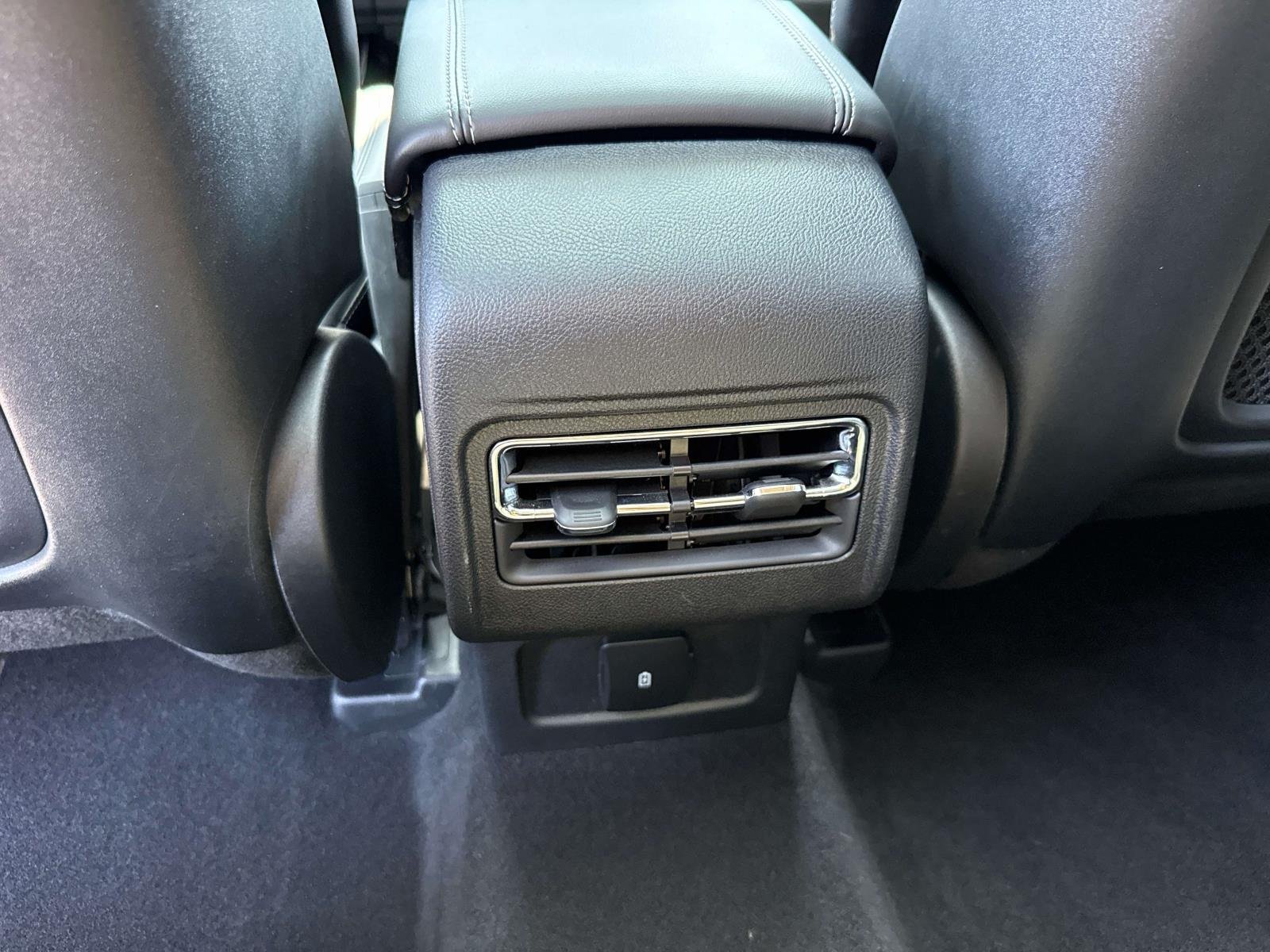 Used 2024 Black Lincoln Grand Touring image 14