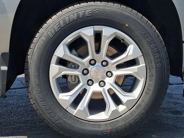 Used 2023 Gray Chevrolet LTZ image 8