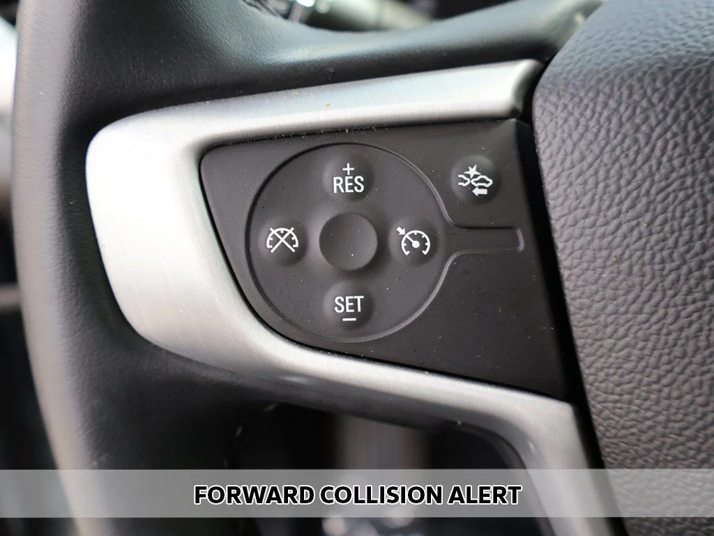 Used 2023 Silver GMC SLT image 6