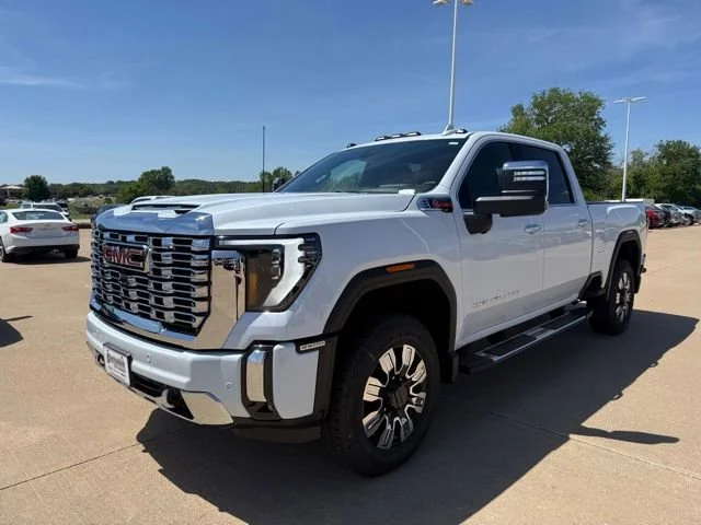 2026 GMC Sierra 2500HD Denali - Photo 8