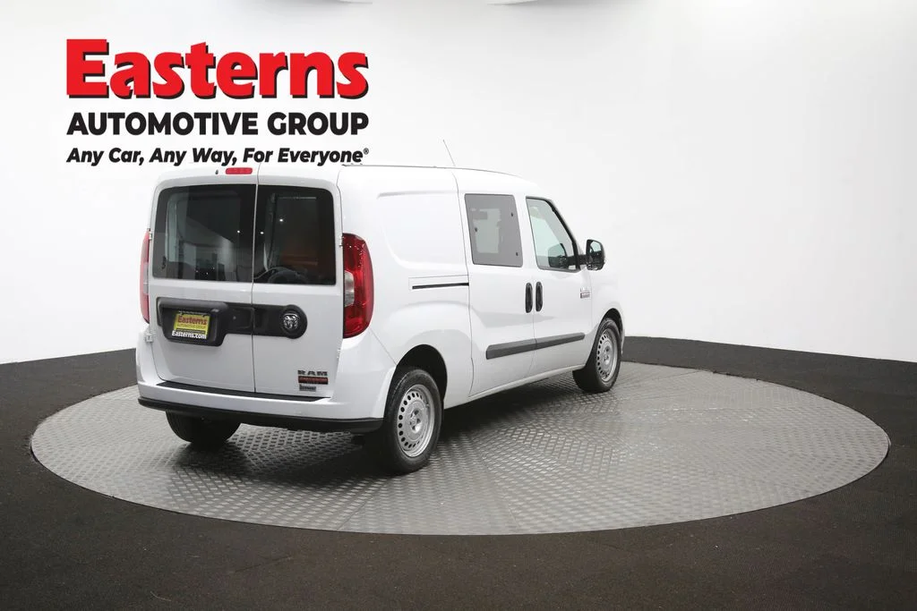 Used 2022 White Ram Base image 39