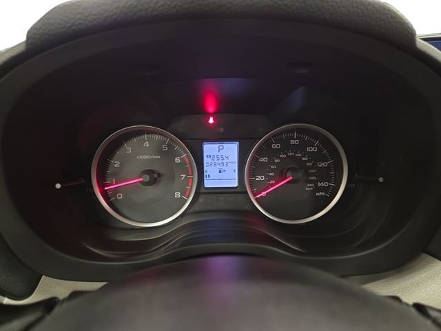 Used 2018 Silver Subaru 2.5i image 14
