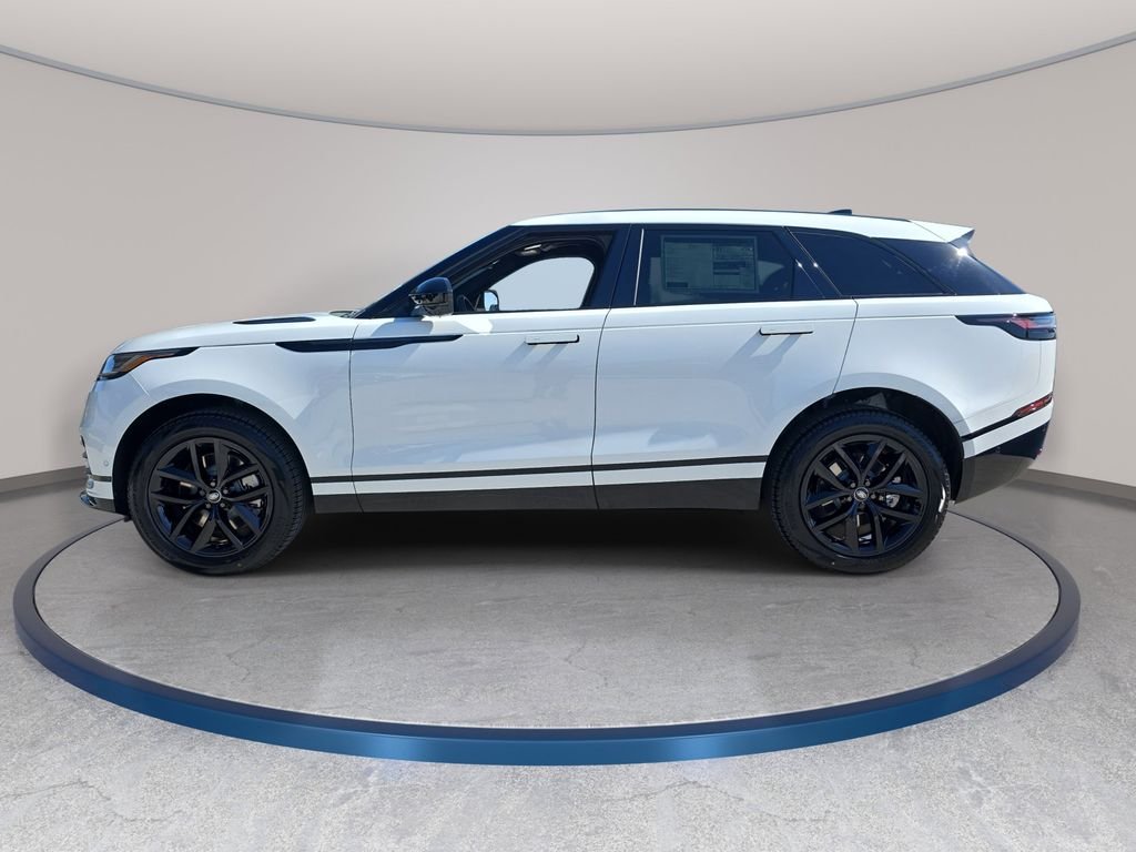New 2026 Fuji White Land Rover Dynamic SE image 8