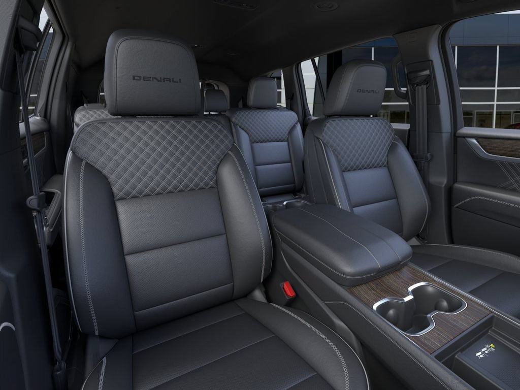 2026 GMC Acadia Denali - Photo 16