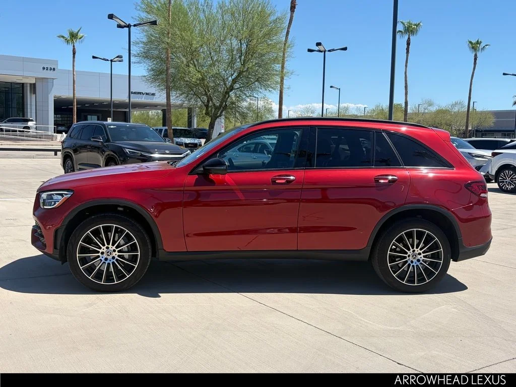 Used 2022 Red Mercedes-Benz GLC 300 image 3