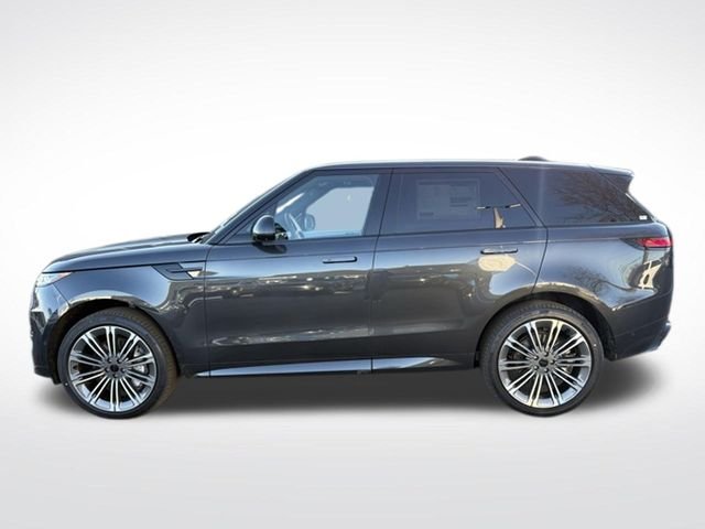 New 2026 Carpathian Grey Land Rover Dynamic SE image 5
